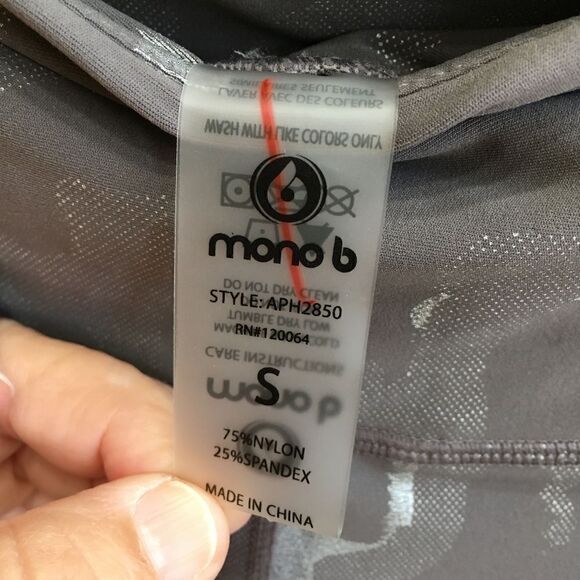 MONO B SILVER FOIL HIGH WAIST CAMO LEGGINGS IN GUN METAL - Picture 4 of 6